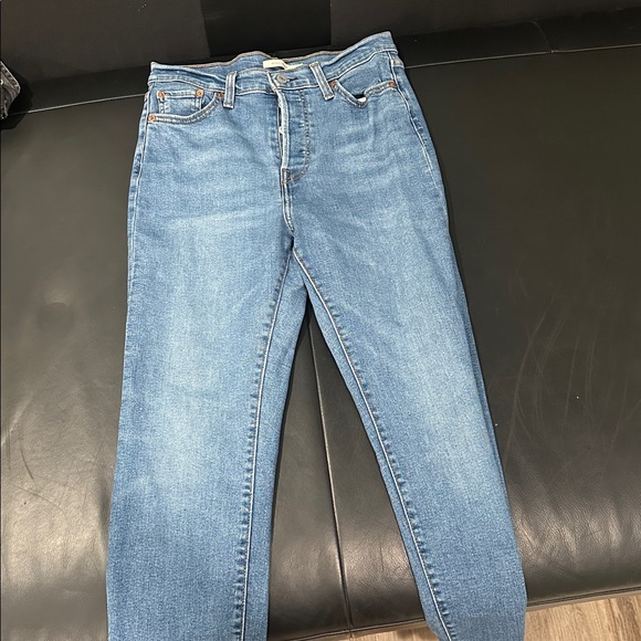 Levi's straight wedgie style - Picture 2 of 4